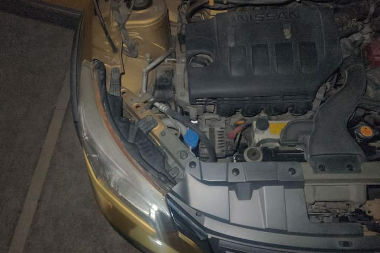Used Venucia R50X 2013 1.6L Automatic Model Engine Bay Right