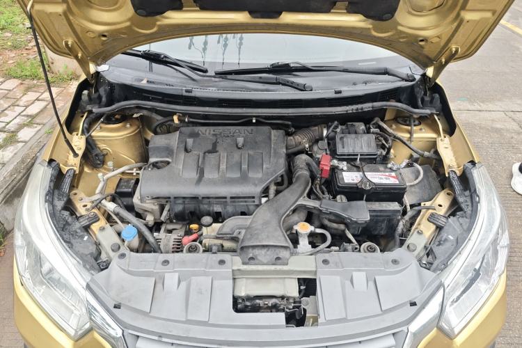 Used Venucia R50X 2013 1.6L Manual Model Engine Bay