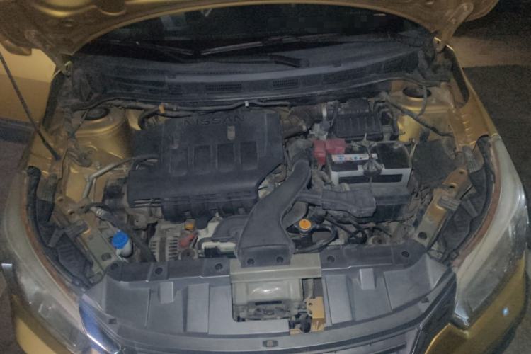 Used Venucia R50X 2013 1.6L Automatic Model Engine Bay