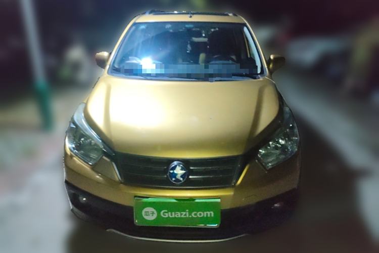 Used Venucia R50X 2013 1.6L Manual Model Exterior 1