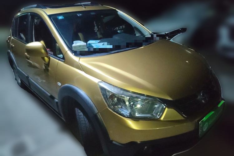 Used Venucia R50X 2013 1.6L Manual Model Exterior 2