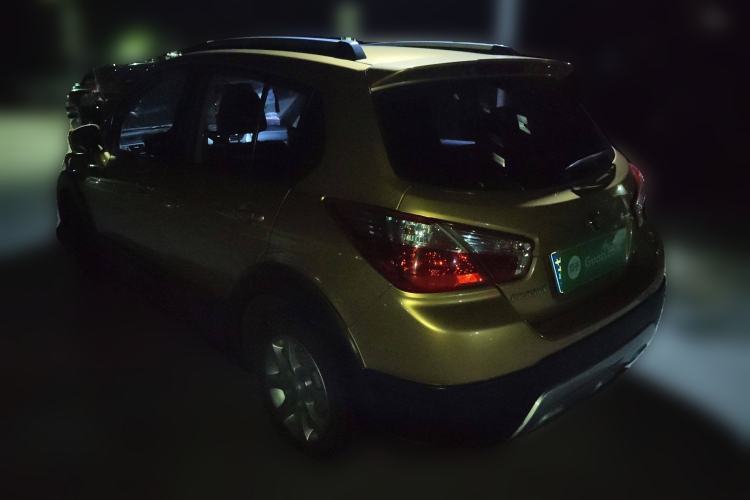 Used Venucia R50X 2013 1.6L Manual Model Exterior 3