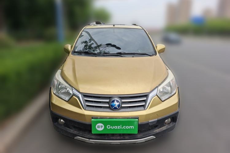 Used Venucia R50X 2013 1.6L Manual Model Front