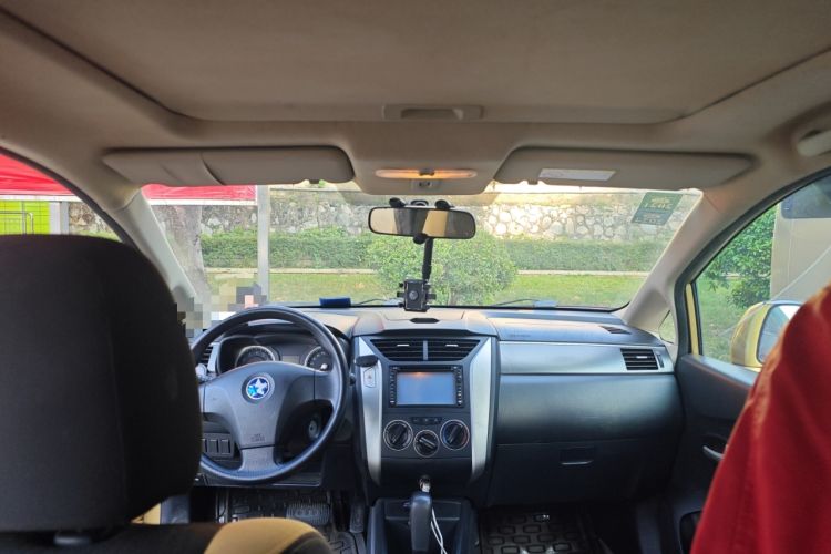 Used Venucia R50X 2013 1.6L Automatic Model Headliner