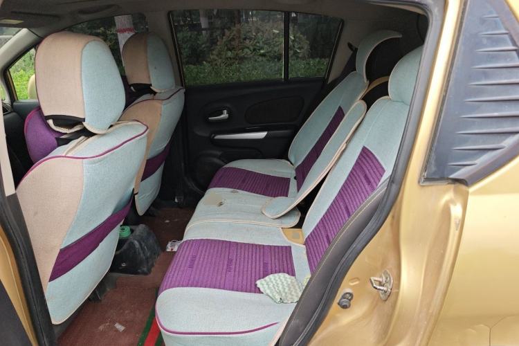 Used Venucia R50X 2013 1.6L Manual Model Left Rear Seat
