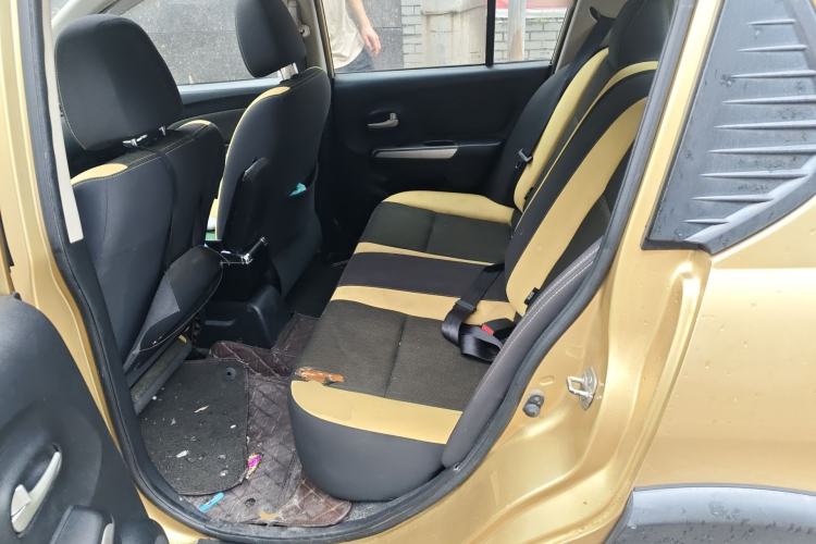 Used Venucia R50X 2013 1.6L Manual Model Left Rear Seat