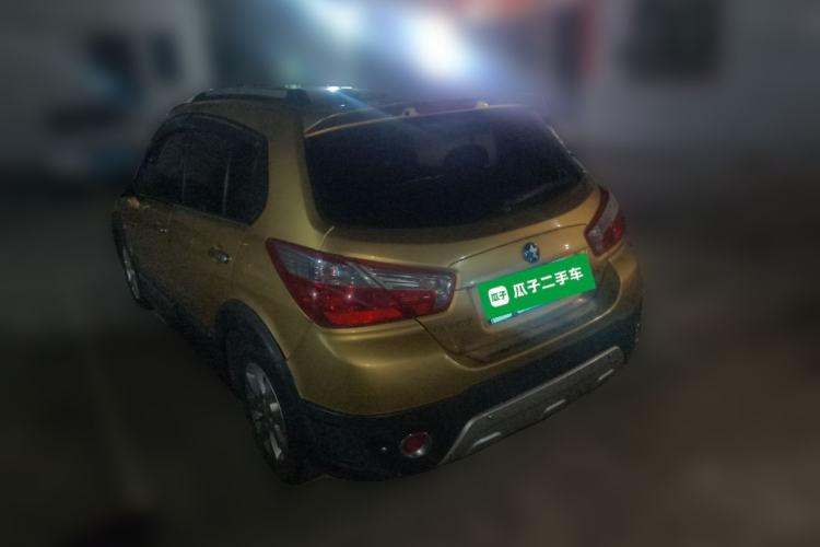 Used Venucia R50X 2013 1.6L Automatic Model Rear Left 45 Deg