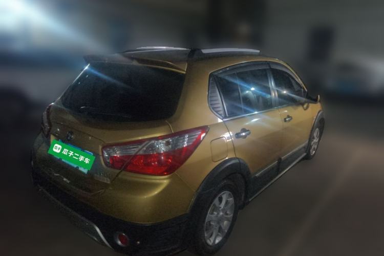 Used Venucia R50X 2013 1.6L Automatic Model Rear Right 45 Deg