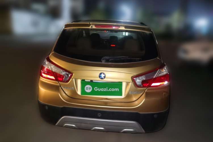 Used Venucia R50X 2013 1.6L Manual Model Rear