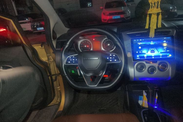 Used Venucia R50X 2013 1.6L Automatic Model Steering Wheel