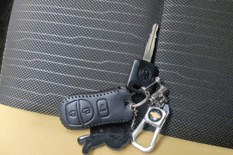 Used Venucia R50X 2013 1.6L Automatic Model Vehicle Key
