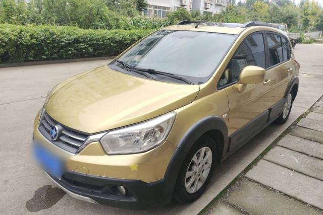 Used Venucia R50X 2013 1.6L Automatic Model