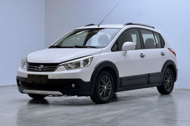 Used Venucia R50X 2015 1.6L Automatic Trend Edition