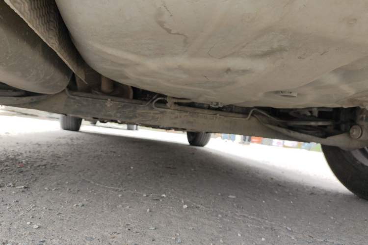 Used Venucia R50X 2015 1.6L Manual Trend Edition Chassis Rear