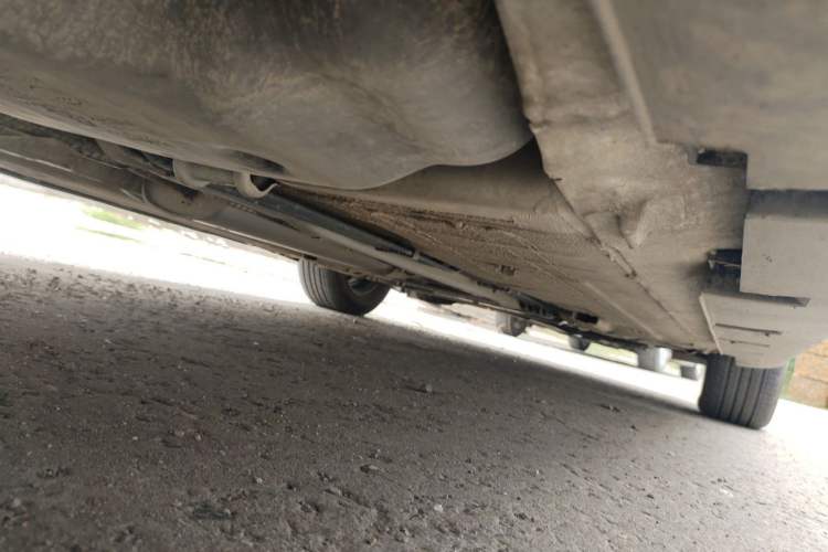 Used Venucia R50X 2015 1.6L Manual Trend Edition Chassis Rear Right
