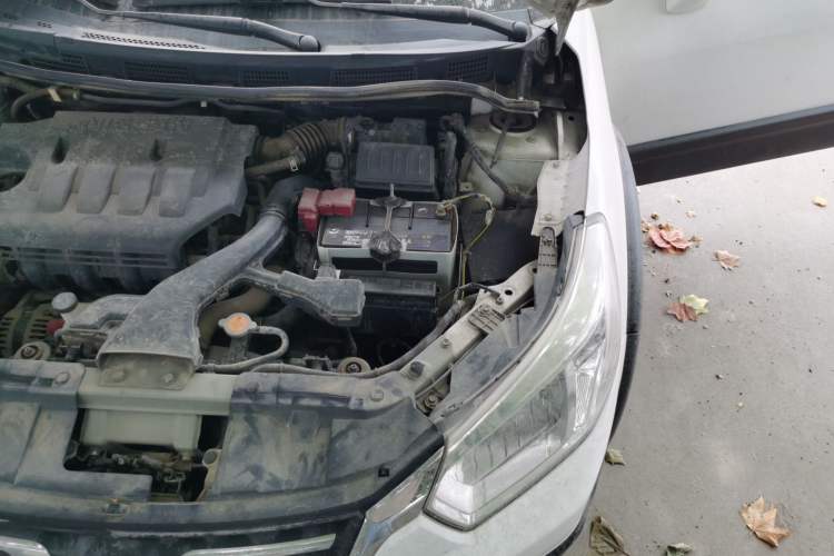 Used Venucia R50X 2015 1.6L Manual Trend Edition Engine Bay Left