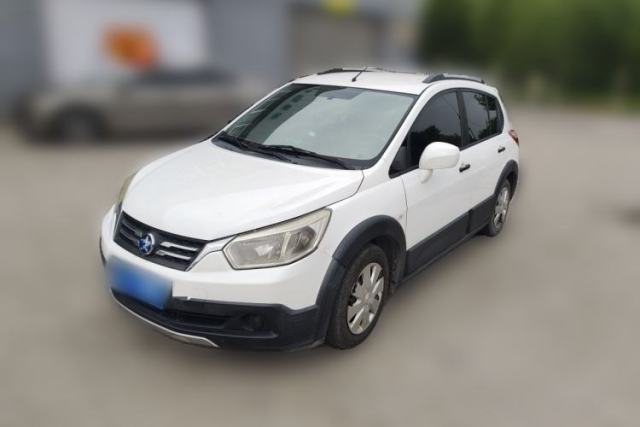 Used Venucia R50X 2015 1.6L Manual Trend Edition