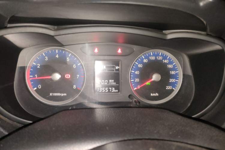 Used Venucia R50X 2015 1.6L Manual Luxury Edition Instrument Cluster