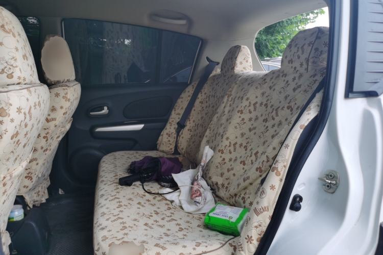 Used Venucia R50X 2015 1.6L Manual Trend Edition Left Rear Seat