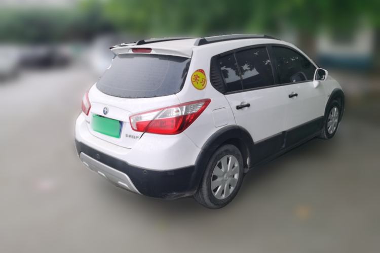 Used Venucia R50X 2015 1.6L Manual Trend Edition Rear Right 45 Deg