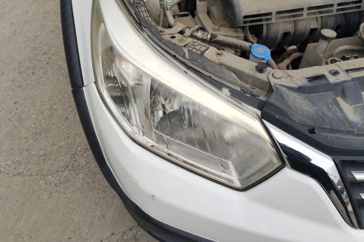 Used Venucia R50X 2015 1.6L Manual Trend Edition Right Front Headlight