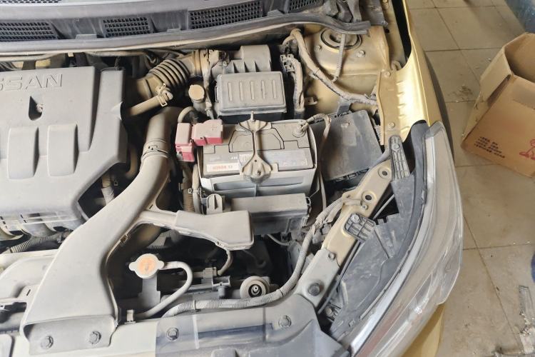 Used Venucia R50X 2015 1.6L Automatic Luxury Edition Engine Bay Left