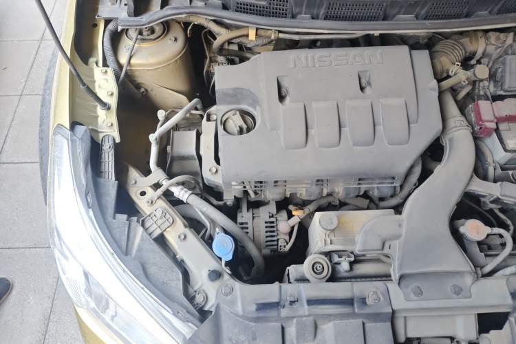 Used Venucia R50X 2015 1.6L Automatic Luxury Edition Engine Bay Right