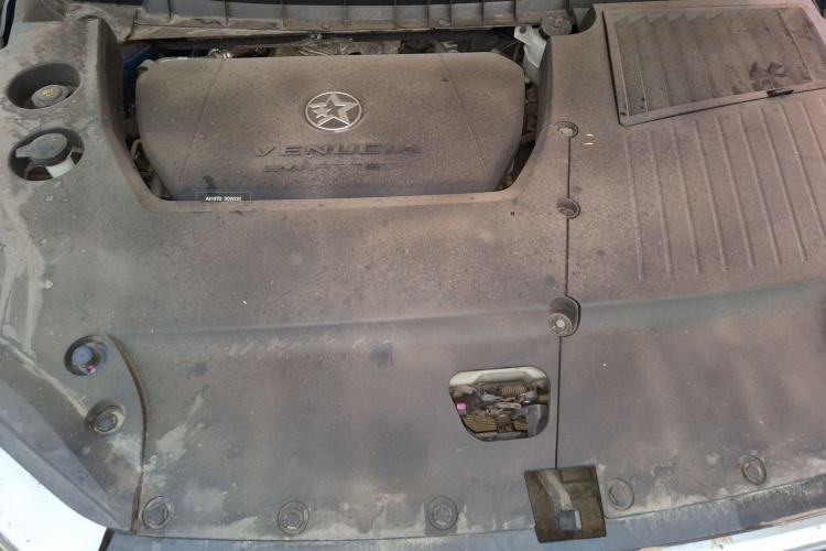 Used Venucia Star 2020 260T Automatic 48V Mild Hybrid Turbocharged Star Edition Engine Bay