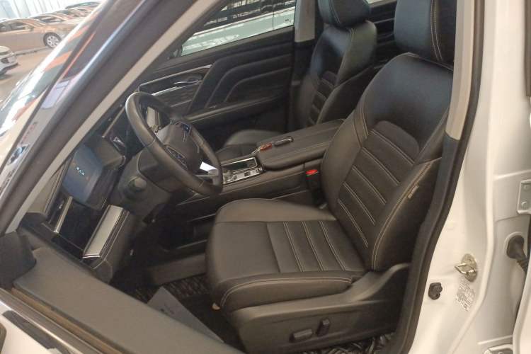 Used Venucia Star 2023 260T Starful Achievement Edition Pro Left Front Seat
