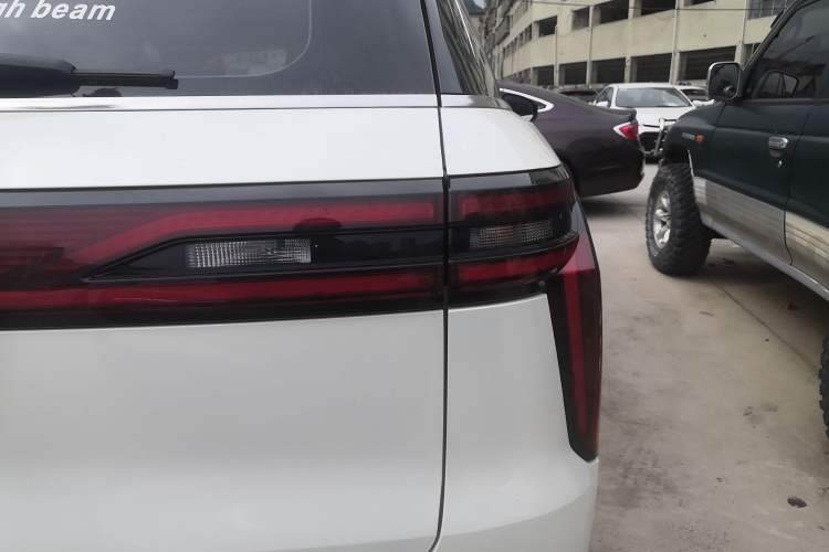 Used Venucia Star 2020 260T Automatic XingShang Edition Right Rear Taillight