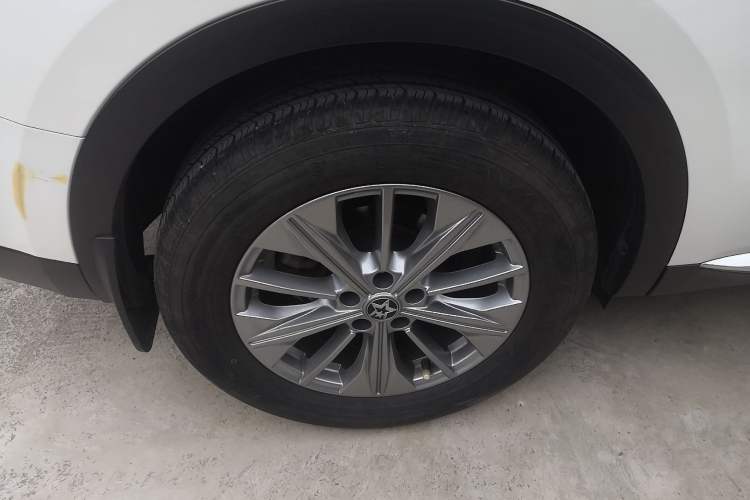 Used Venucia Star 2020 260T Automatic XingShang Edition Right Rear Wheel Hub