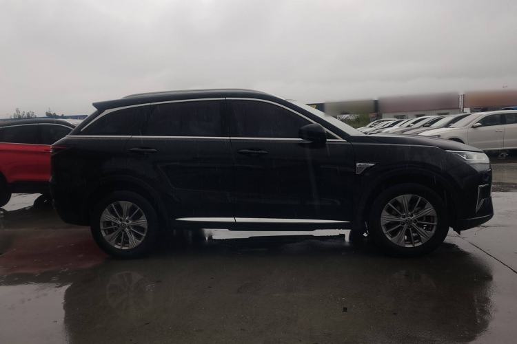 Used Venucia Star 2020 260T Automatic 48V Mild Hybrid Turbocharged Star Edition Exterior 2