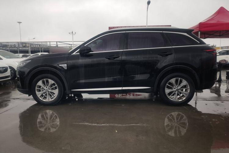 Used Venucia Star 2020 260T Automatic 48V Mild Hybrid Turbocharged Star Edition Exterior 5