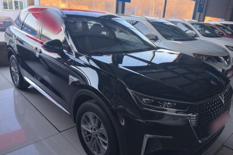 Used Venucia Star 2020 260T Automatic 48V Mild Hybrid Turbocharged Star Edition Front Right 45 Deg