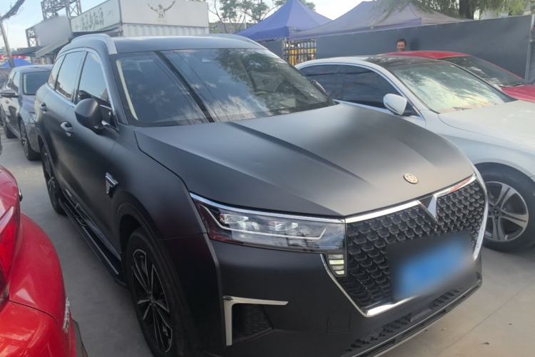 Used Venucia Star 2020 260T Automatic 48V Mild Hybrid Turbocharged Starry Edition Front Right 45 Deg