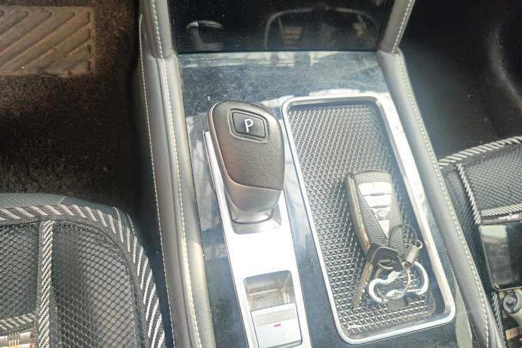 Used Venucia Star 2020 260T Automatic XingShang Edition Gear Lever