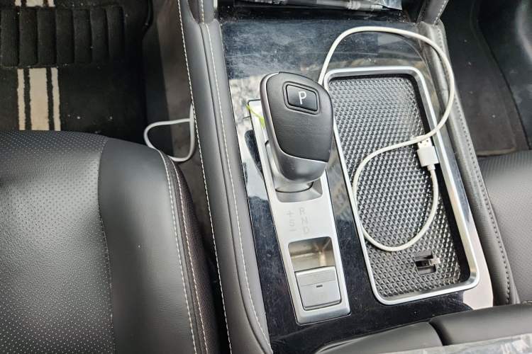 Used Venucia Star 2020 260T Automatic XingShang Edition Gear Lever