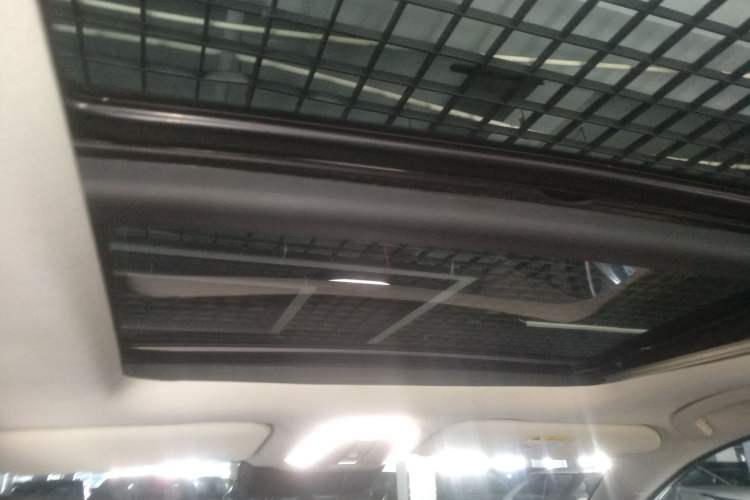 Used Venucia Star 2020 260T Automatic 48V Mild Hybrid Turbocharged Star Edition Headliner