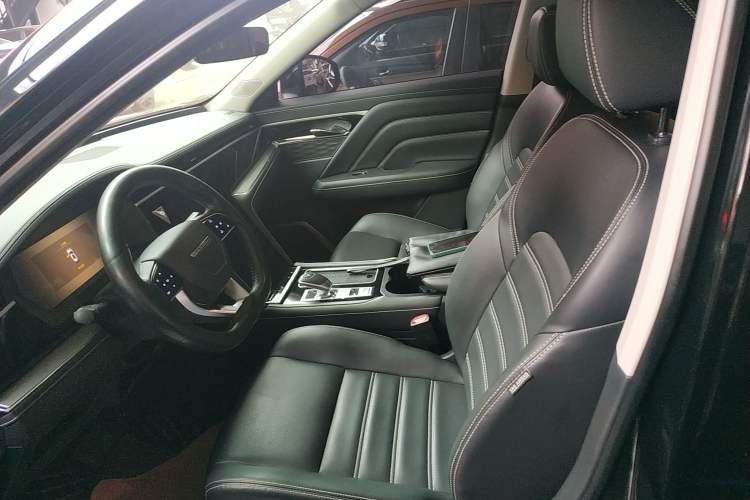 Used Venucia Star 2020 260T Automatic 48V Mild Hybrid Turbocharged Star Edition Interior 2