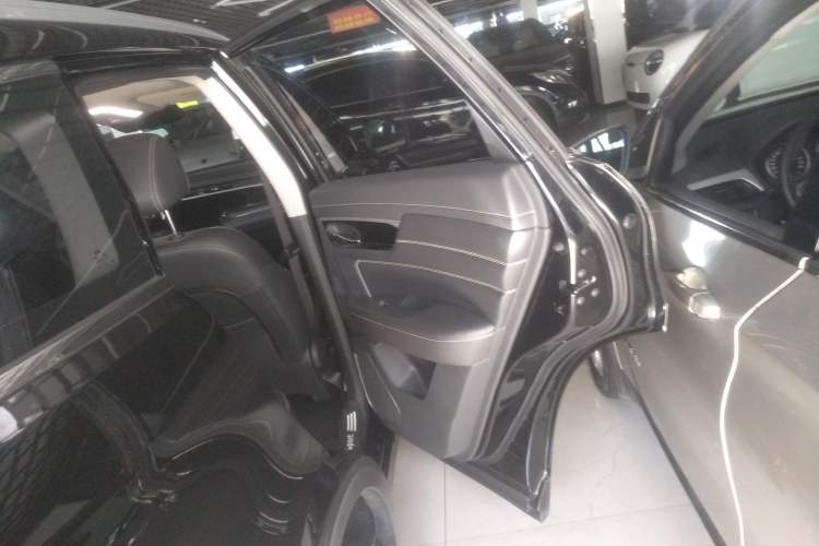 Used Venucia Star 2020 260T Automatic 48V Mild Hybrid Turbocharged Star Edition Interior 6