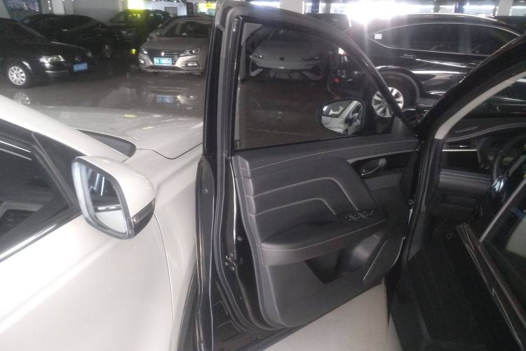Used Venucia Star 2020 260T Automatic 48V Mild Hybrid Turbocharged Star Edition Interior 7