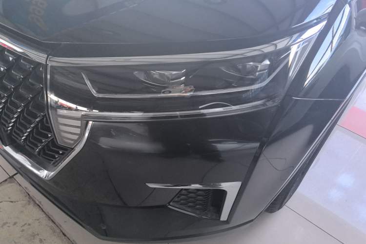 Used Venucia Star 2020 260T Automatic 48V Mild Hybrid Turbocharged Star Edition Left Front Headlight