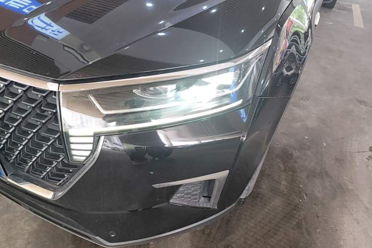 Used Venucia Star 2020 260T Automatic 48V Mild Hybrid Turbocharged Star Edition Left Front Headlight