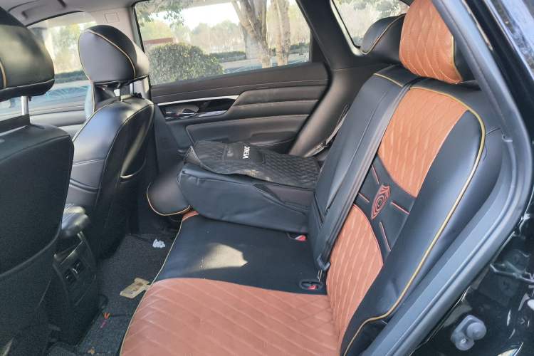 Used Venucia Star 2020 260T Automatic 48V Mild Hybrid Turbocharged Star Edition Left Rear Seat