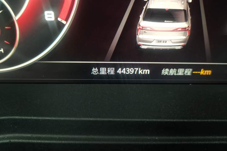 Used Venucia Star 2020 260T Automatic 48V Mild Hybrid Turbocharged Star Edition Odometer Close Up