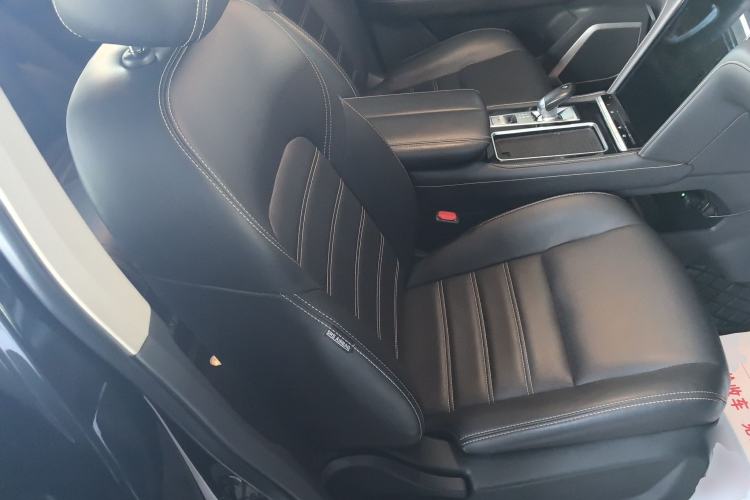 Used Venucia Star 2020 260T Automatic 48V Mild Hybrid Turbocharged Star Edition Right Front Seat