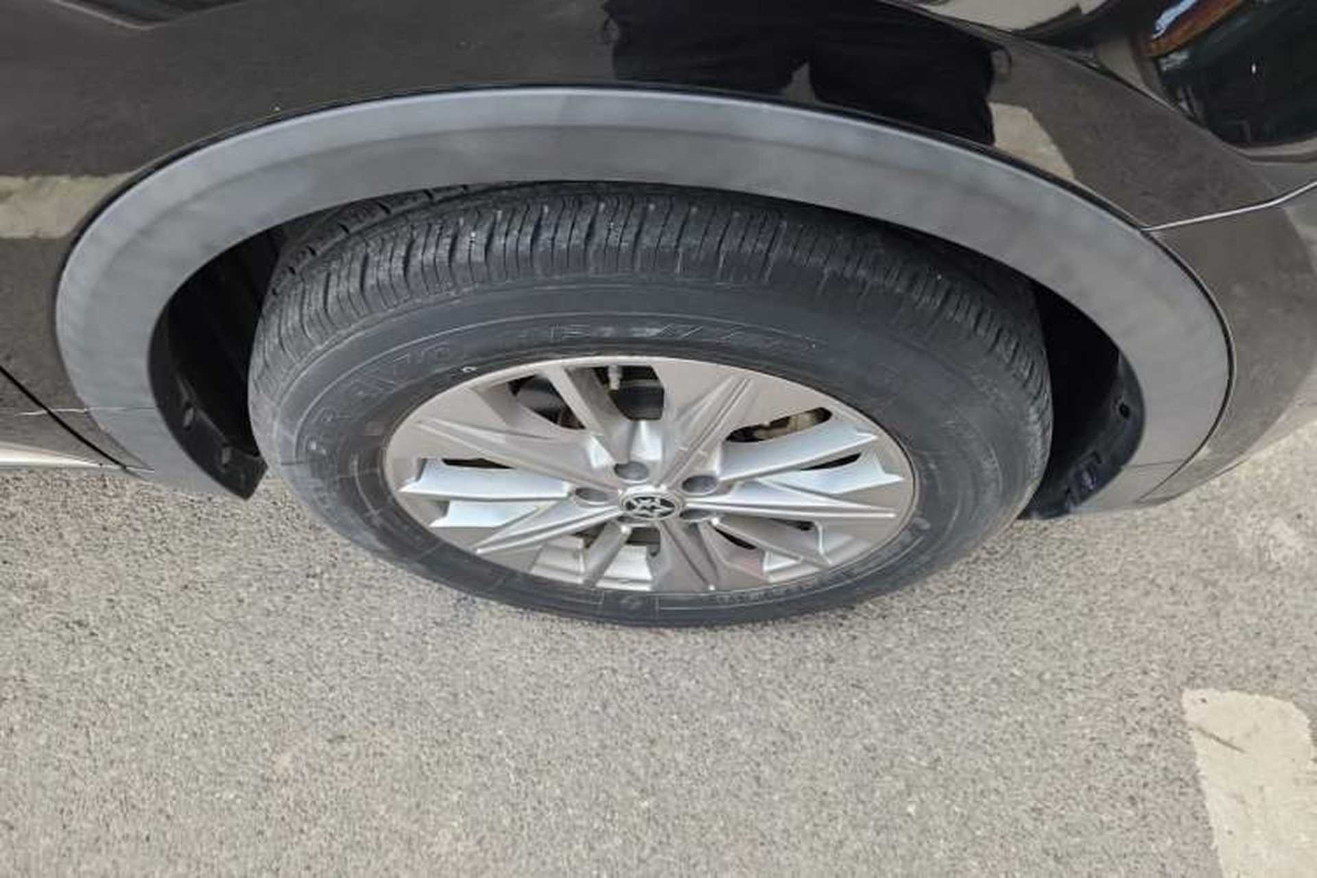 Used Venucia Star 2020 260T Automatic XingShang Edition Right Front Wheel Hub
