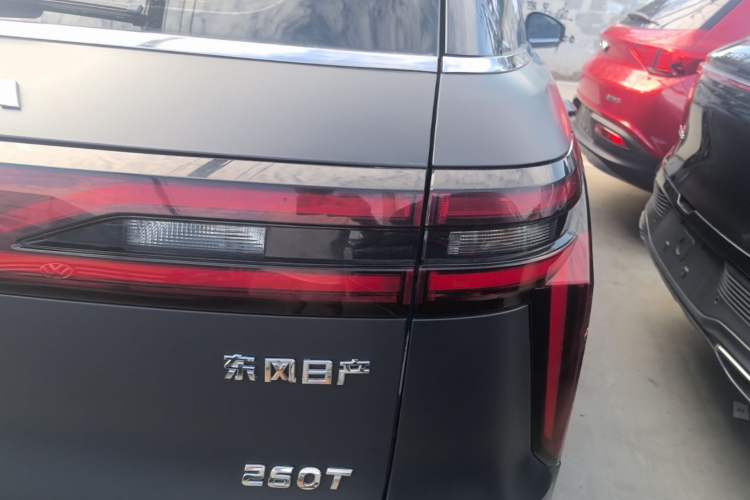 Used Venucia Star 2020 260T Automatic 48V Mild Hybrid Turbocharged Starry Edition Right Rear Taillight