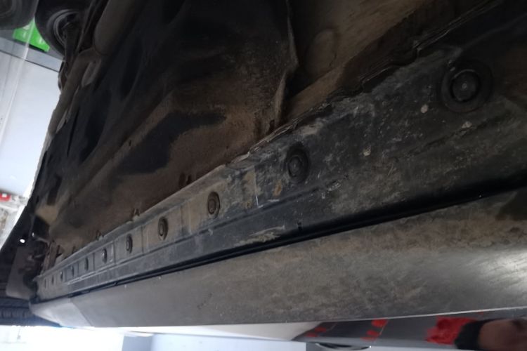 Used Venucia Star 2020 260T Automatic 48V Mild Hybrid Turbocharged Star Edition Right Side Sill