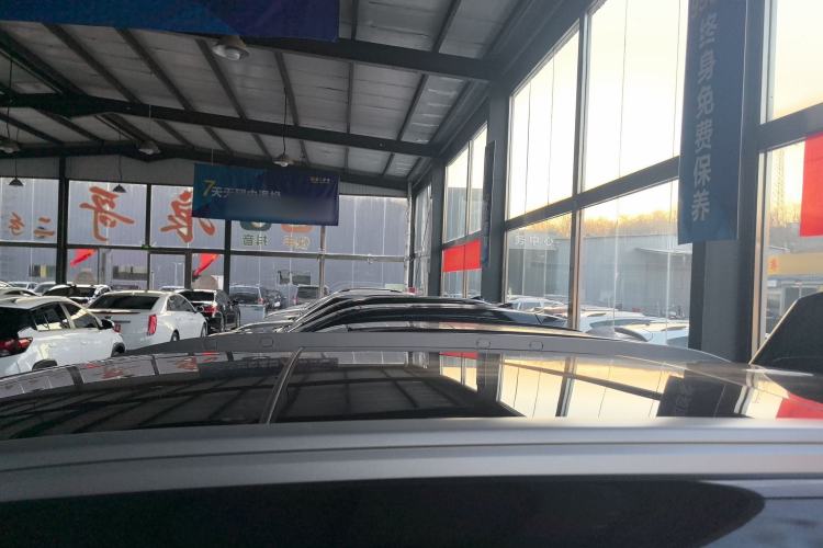 Used Venucia Star 2020 260T Automatic 48V Mild Hybrid Turbocharged Star Edition Roof
